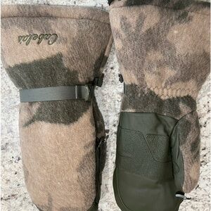 Cabela’s super warm gloves  mittens hunting camouflage